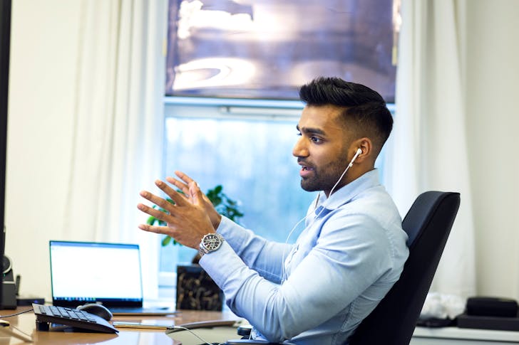 how long is a business day?