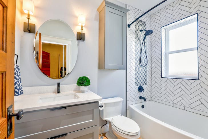 clean bathroom
